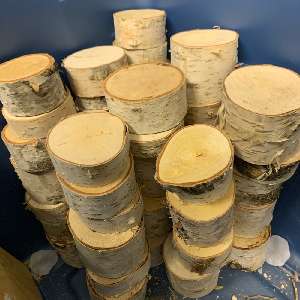 1-3 inch birch wood pillars
